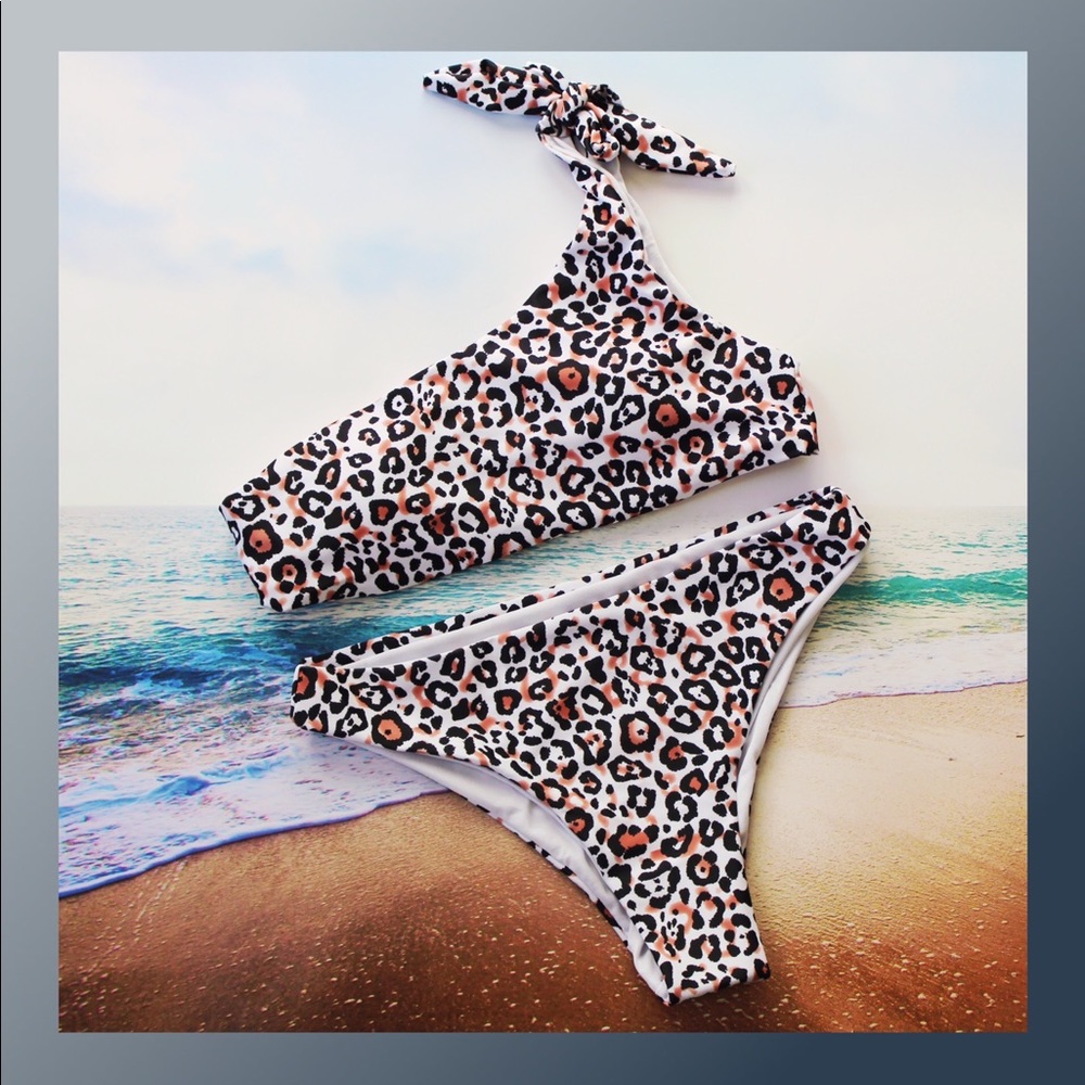 Never worn cheeta print bikini